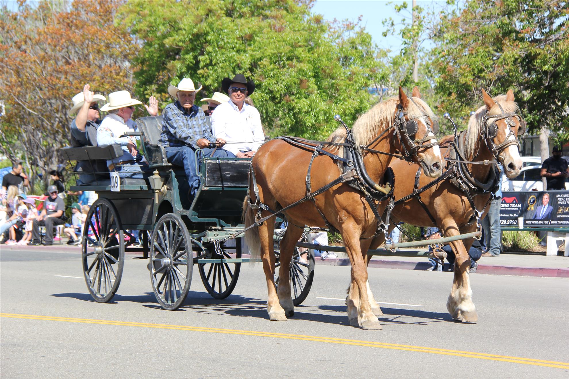 Rotary Club of Castro Valley Presents the Rowell Ranch Rodeo Parade